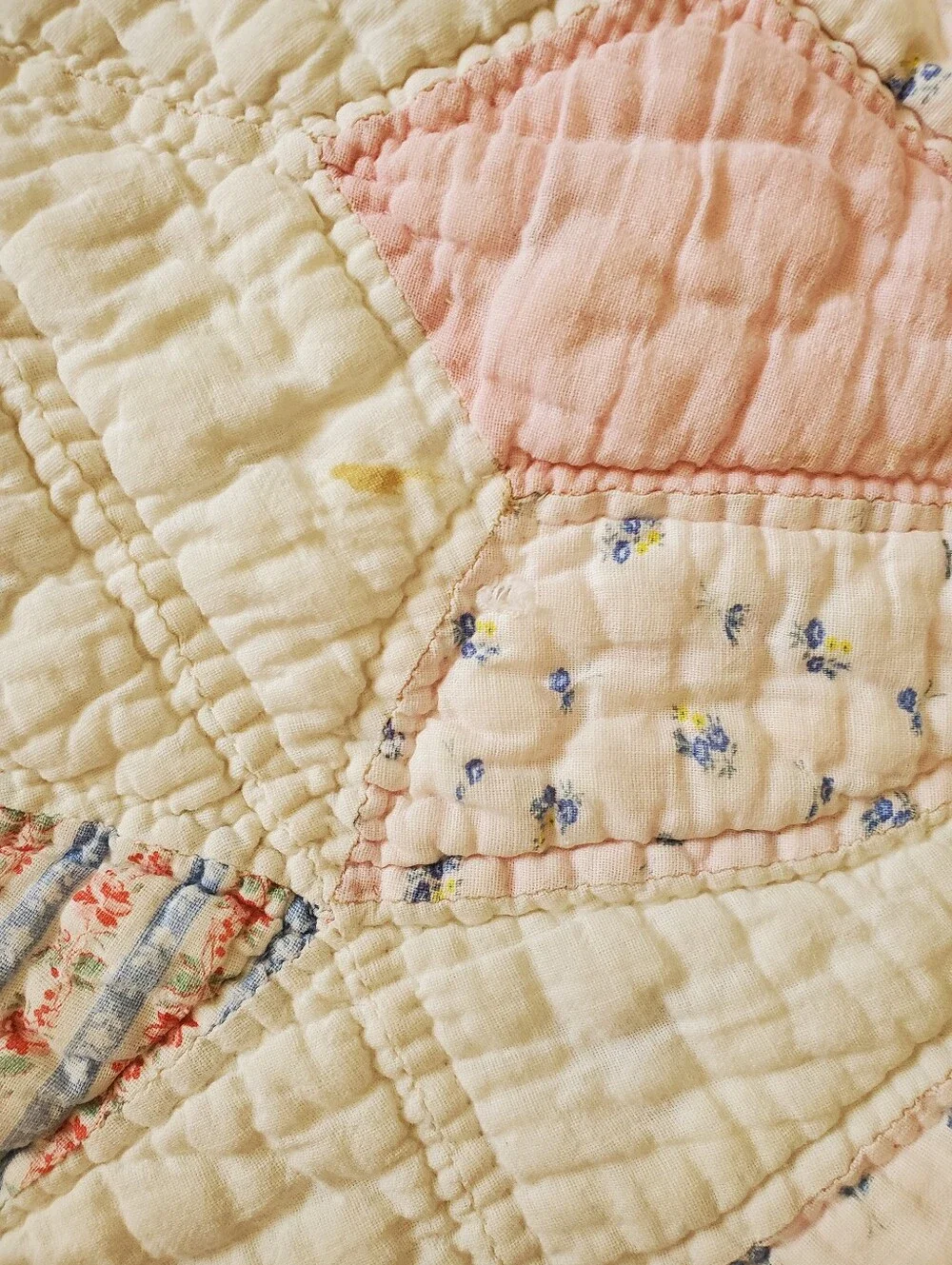 Crinkle Cotton Vintage Handmade Tulip Qulit - Picture 8 of 10